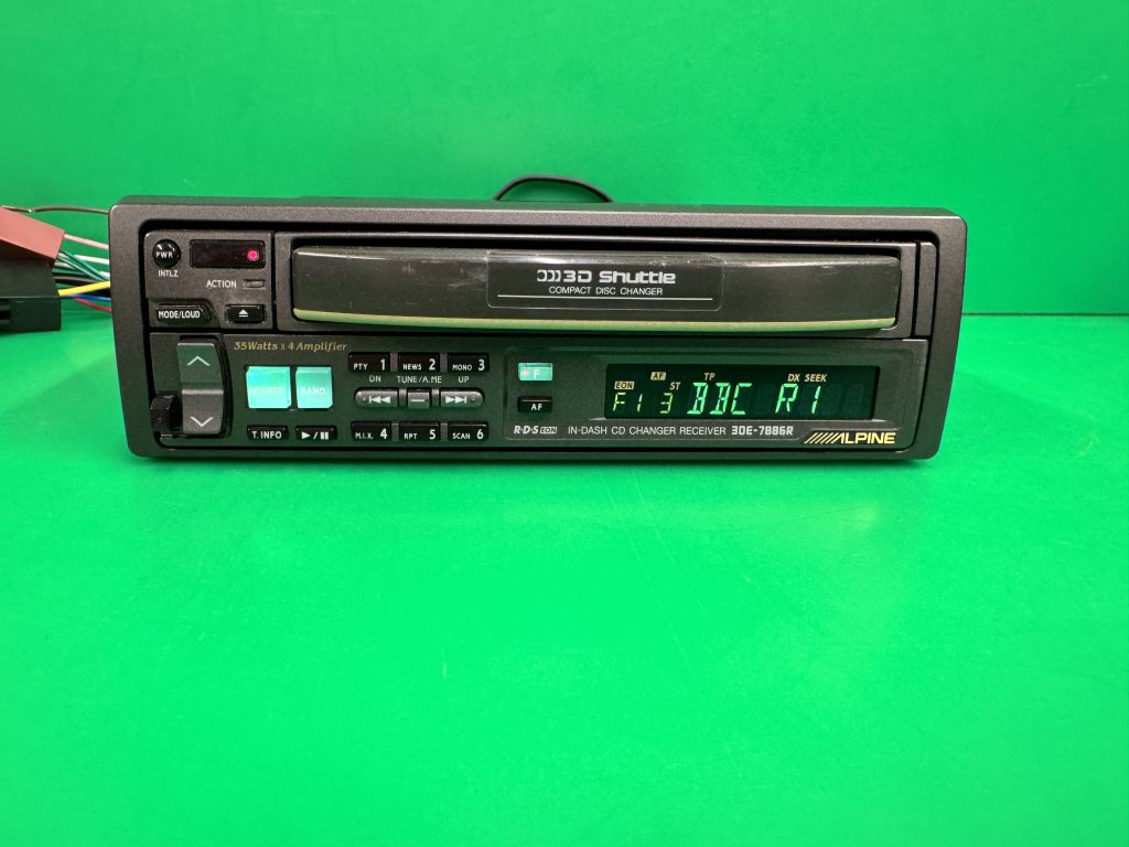 Alpine 3DE-7886r old school radio 3 disc cd player Very Rare - JT