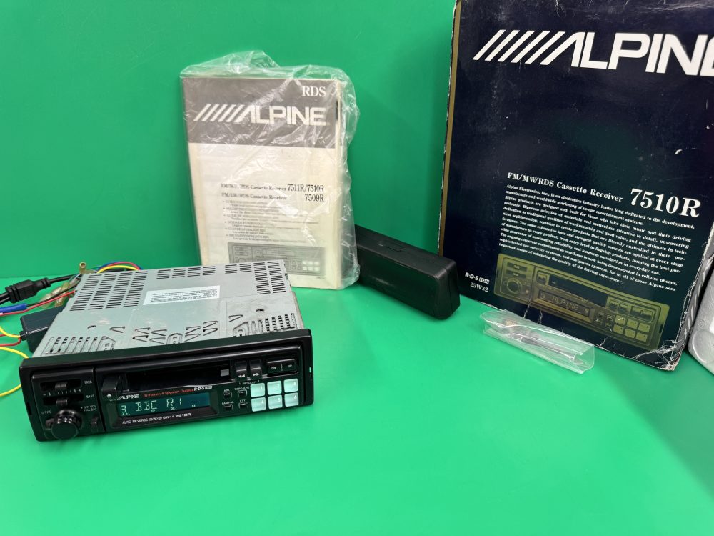 Alpine 7510r Car Radio Stereo Cassette Player Model with Green Illumination boxed