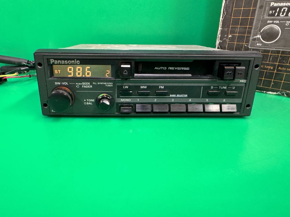 Panasonic 825 Old Vintage Radio Cassette Player Old Golf Audi - Image 3