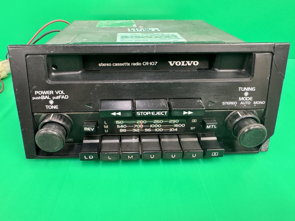 Old Volvo CR-107 Old Classic Vintage Radio Cassette Player - Image 3
