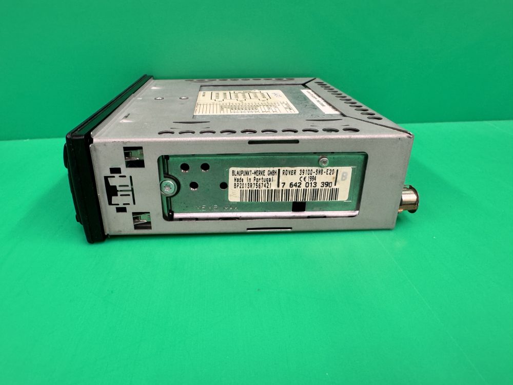 Blaupunkt Rover old car radio cassette player - Image 4