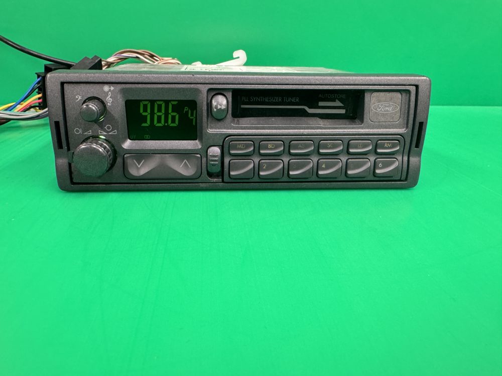 Ford Original Upgrade Radio Cassette Fiesta Escort Rate model