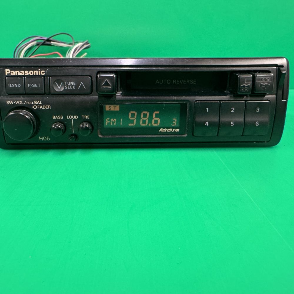 Panasonic H05 old Classic pull out car radio cassette player