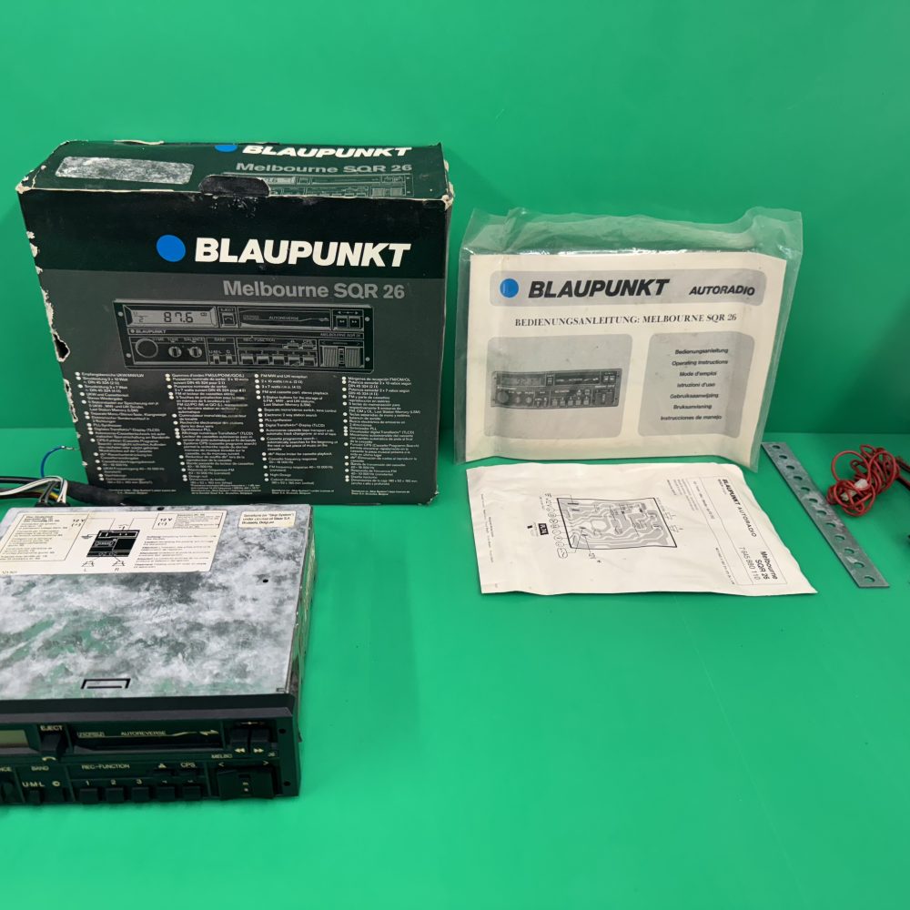 Blaupunkt Melbourne Sqr26 old car radio cassette player boxed excellent