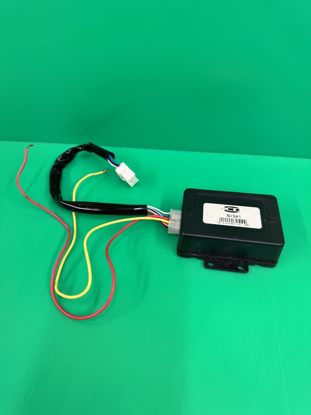 Nissan cd changer adapter lead to Alpine M-Bus changer convertor 