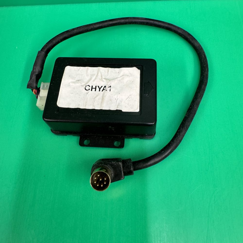 Chrysler cd changer adapter lead to Alpine M-Bus changer convertor 