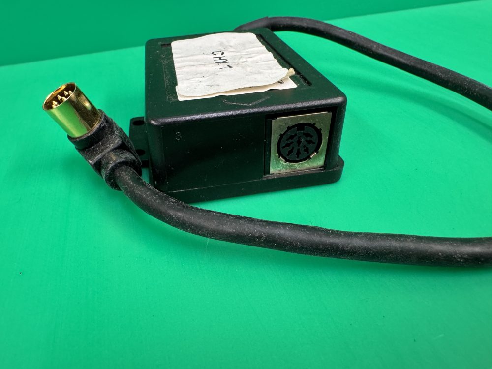 Chrysler cd changer adapter lead to Alpine M-Bus changer convertor  - Image 2