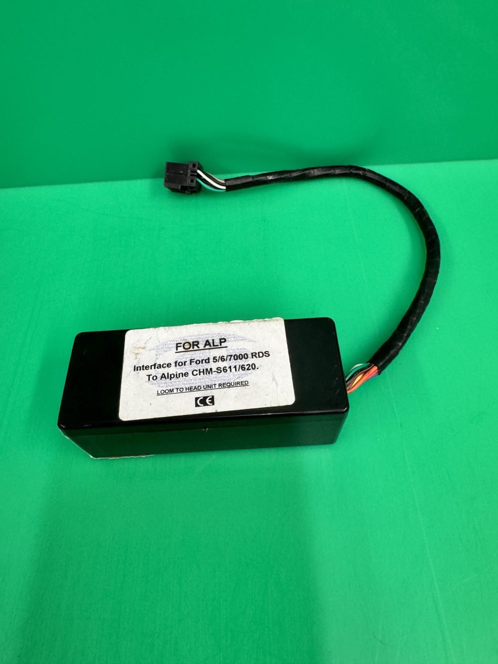 Ford cd changer adapter lead to Alpine M-Bus changer convertor 