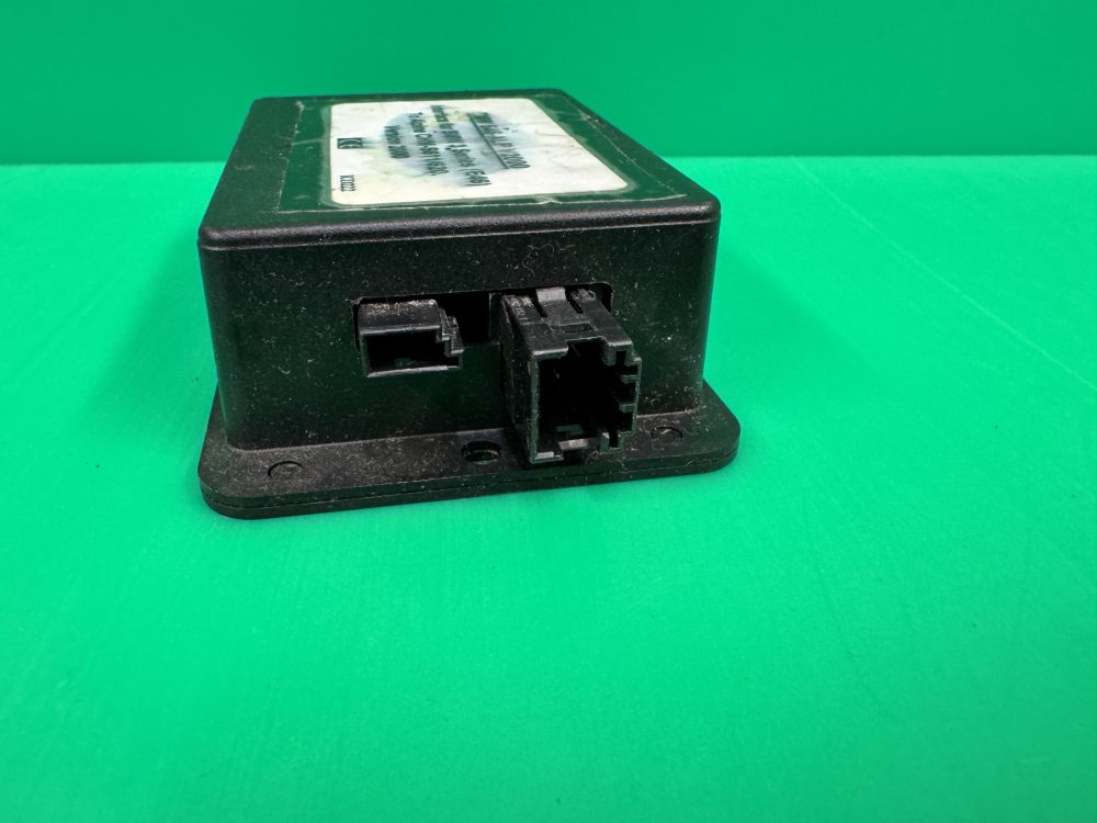 Bmw to Alpine M-Bus cd changer adaptor convertor module - Image 3
