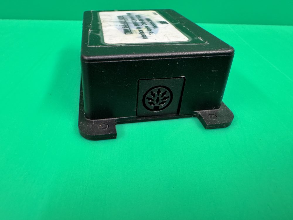 Bmw to Alpine M-Bus cd changer adaptor convertor module - Image 4