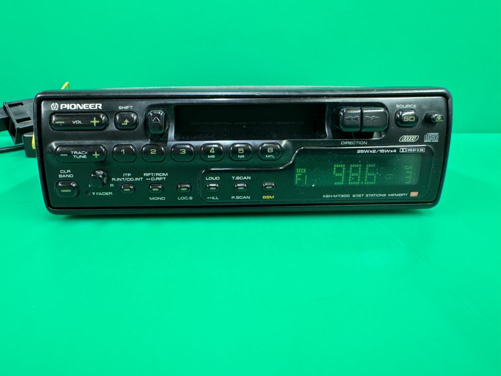 Pioneer old car radio cassette Keh-M7300 Classic with Cd changer control - Image 3