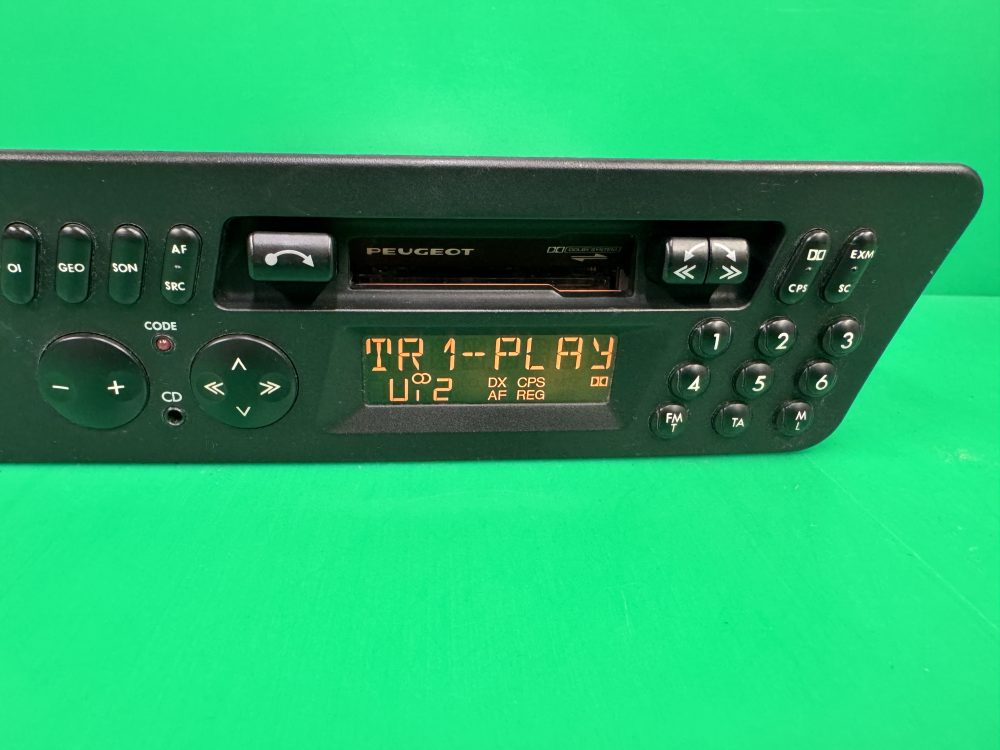 Old Classic Peugeot 306 Blaupunkt Car Radio Cassette Player Aux in With Code - Image 5