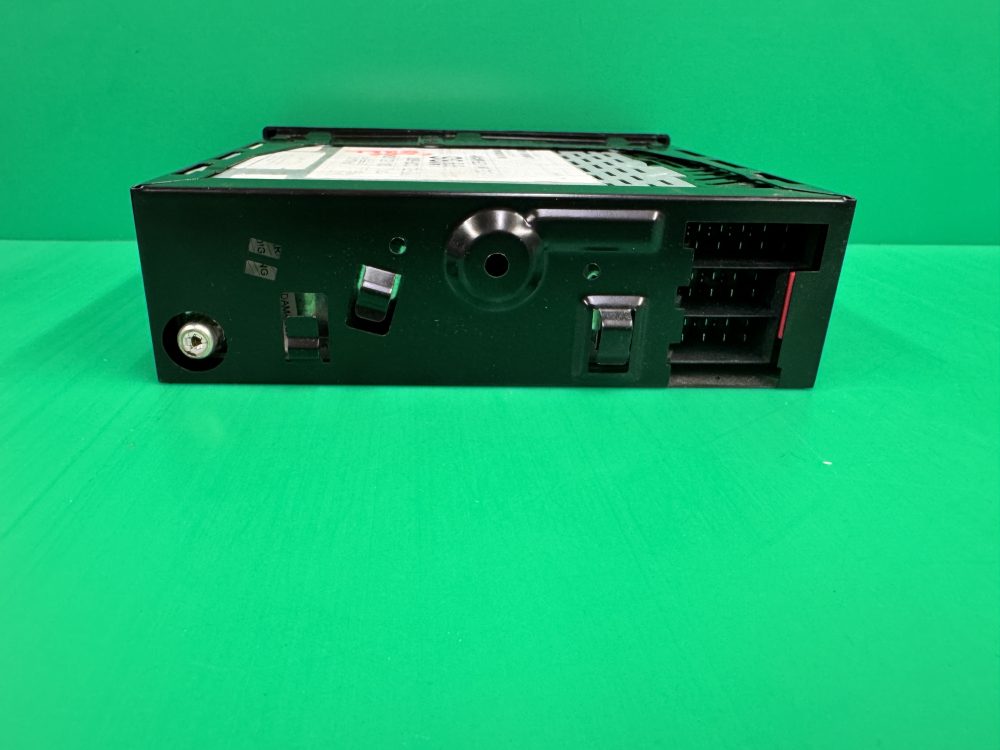 Vauxhall Philips Ccr600 old car radio cassette player with code and cage - Image 4