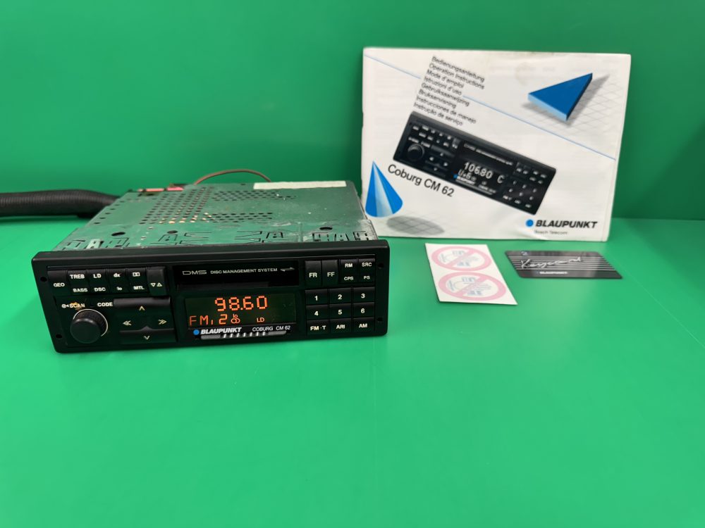 Blaupunkt Coburg Cm62 old car radio cassette player With changer Control