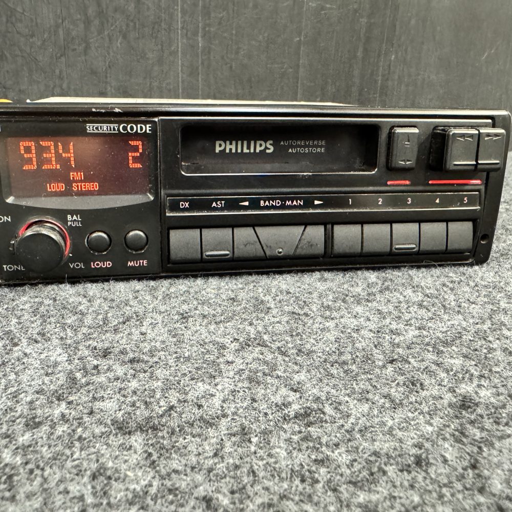 Old Classic Philips 90DC401 Car Radio Stereo Cassette Player - Easy to use