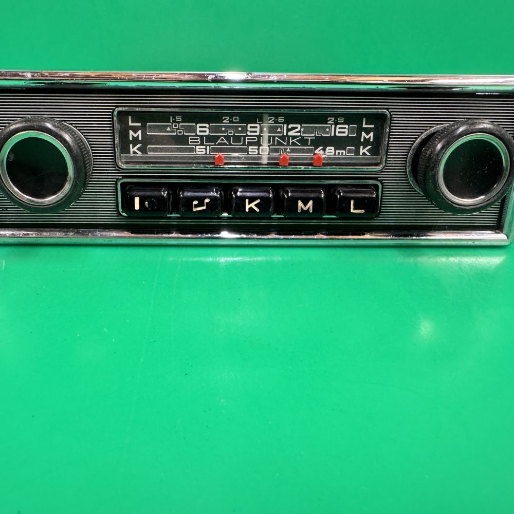 Blaupunkt 60s old car radio player spindle type model Bremen Very Rare