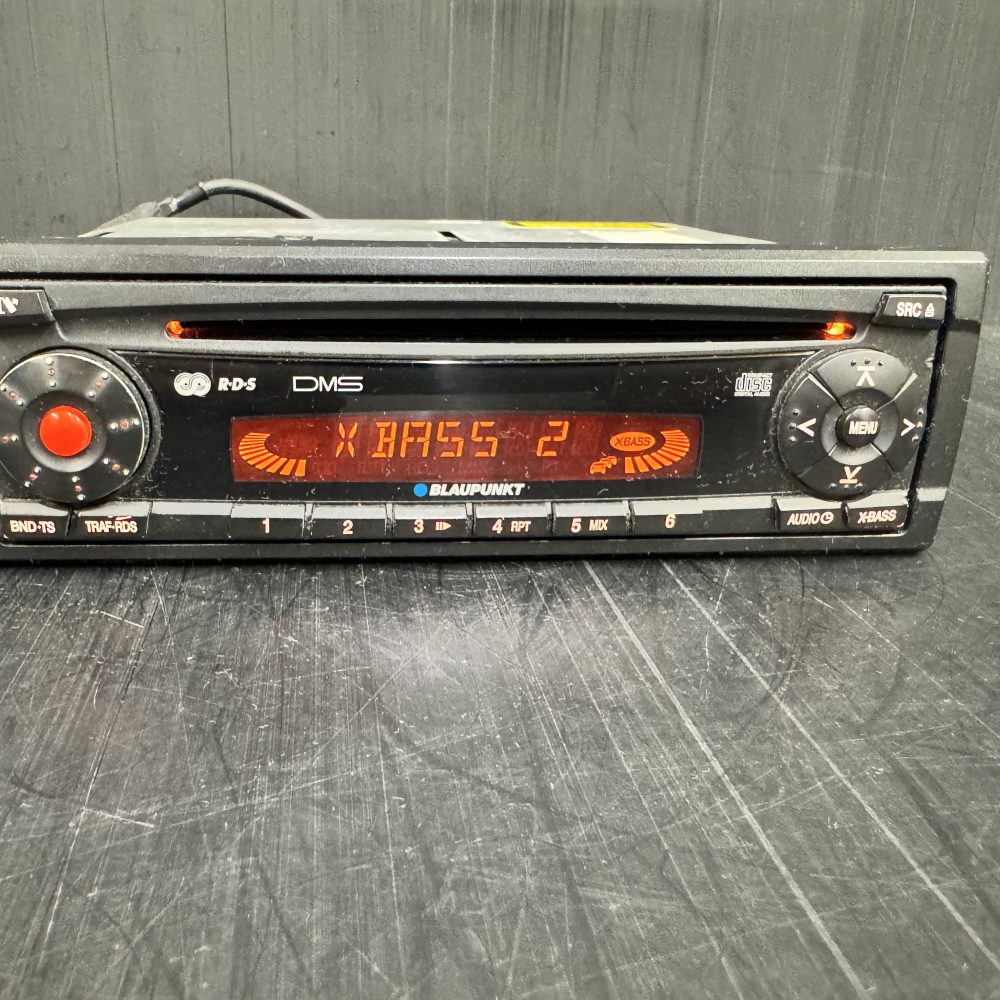 Blaupunkt Rover Cd32 Car Radio Stereo head unit with code