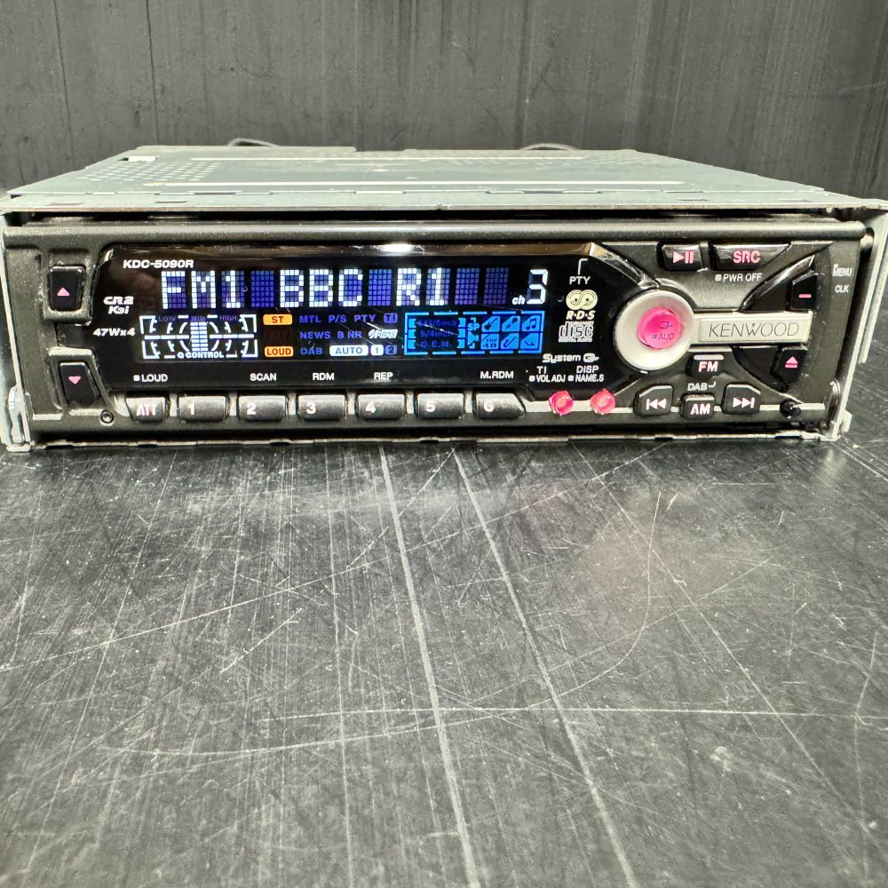 Old Kenwood Mask Car Radio Stereo Cd Player Kdc-5090r (1)