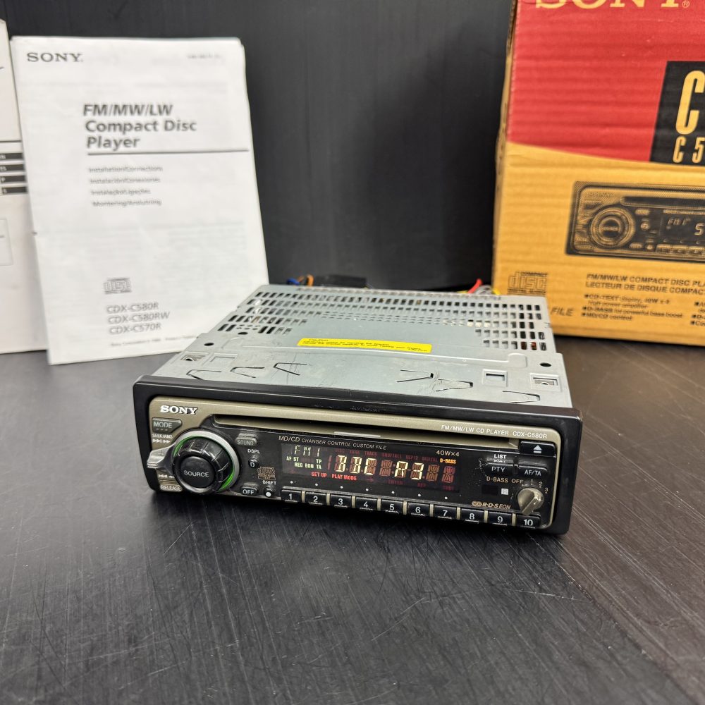 Sony Cdx-C580r retro CD player Pre outs Cd changer controller