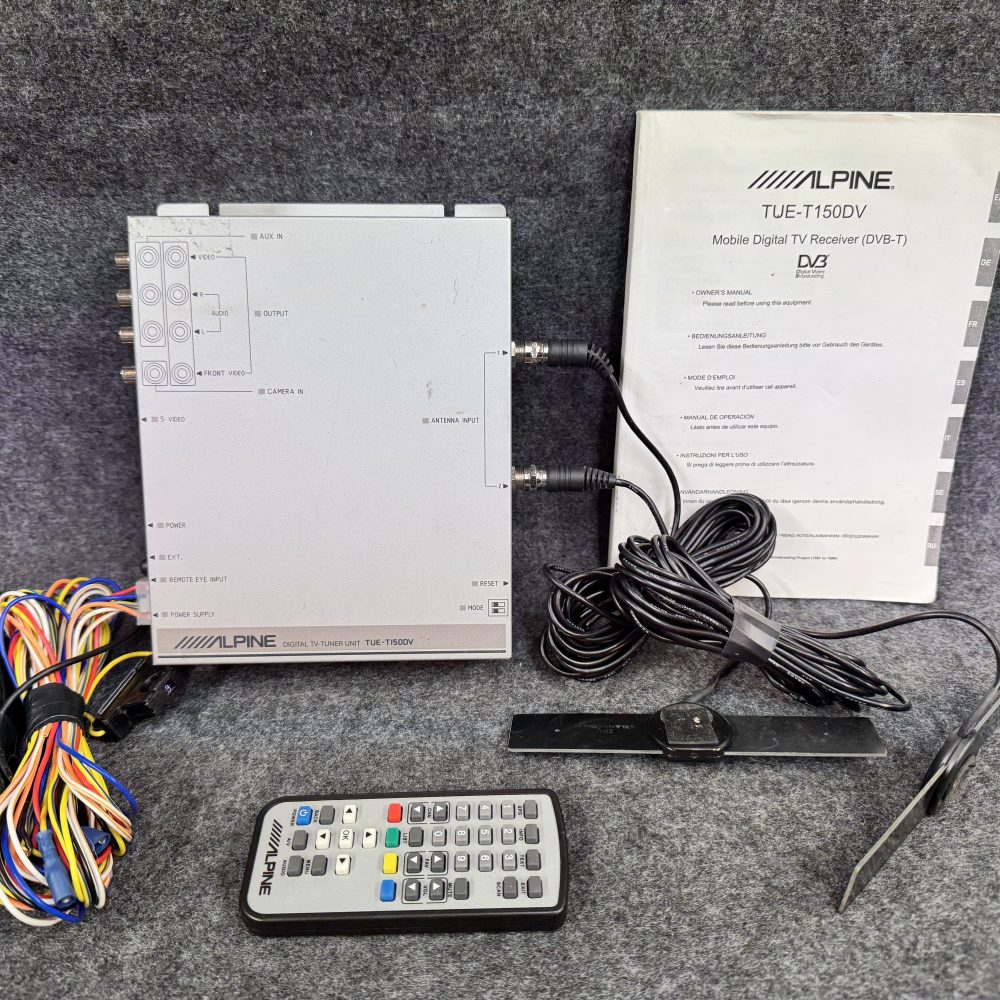 Alpine Tue-T150dv Digital Tv Tuner Unit With Remote and Cables