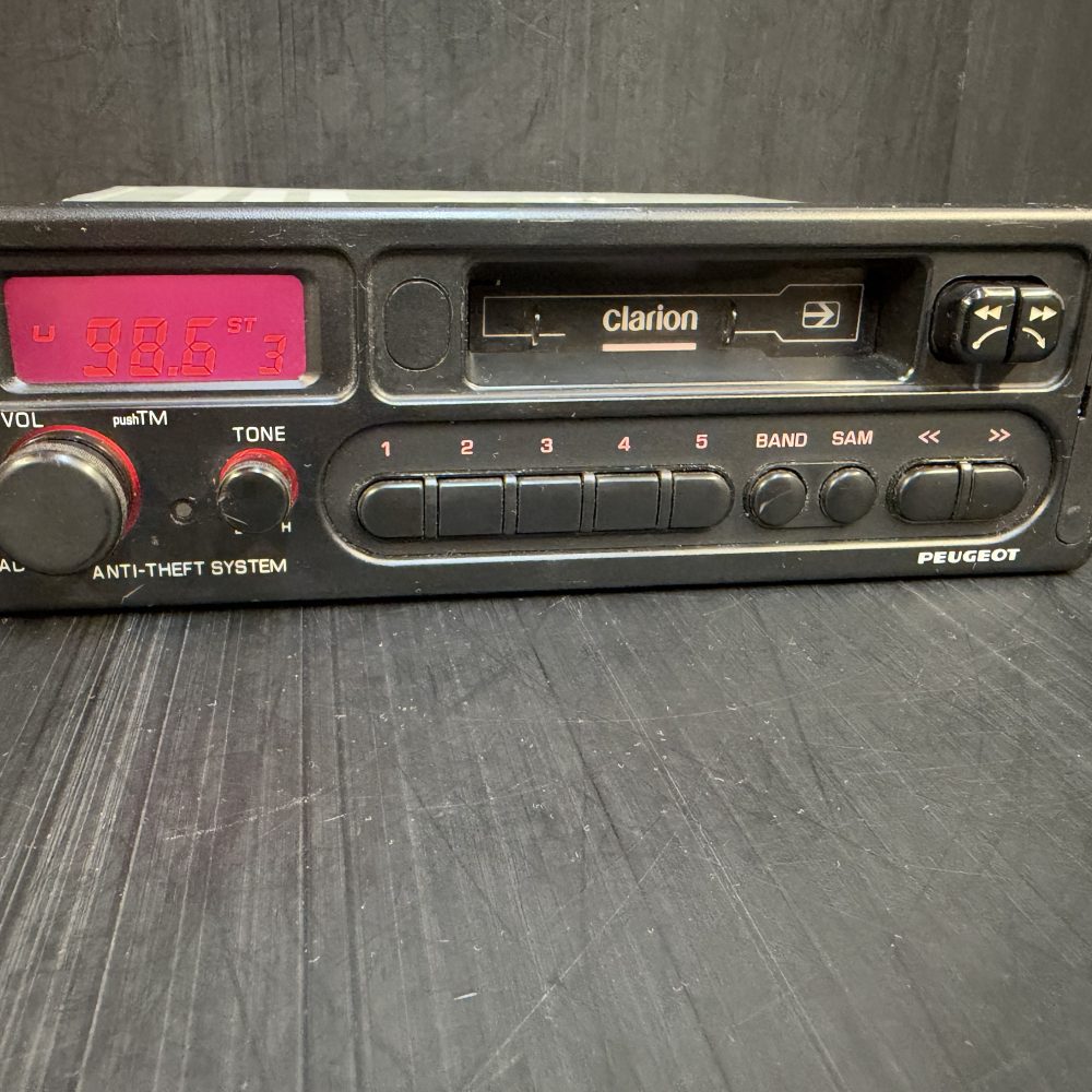 Old Classic Peugeot 205 Clarion PU-9317a VAR9317 Car Radio Cassette Player With Code