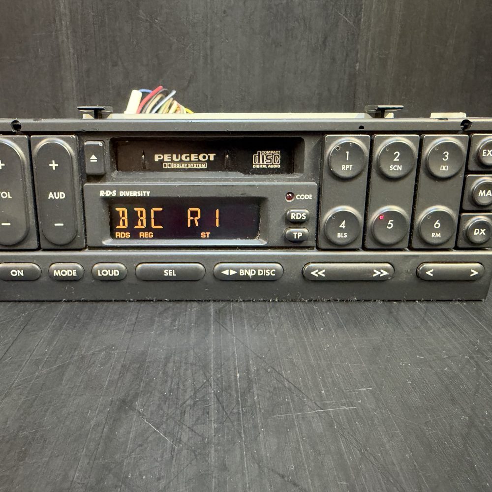 Old Classic Peugeot 405 etc Car Radio Cassette Player With Code Pu-9679a