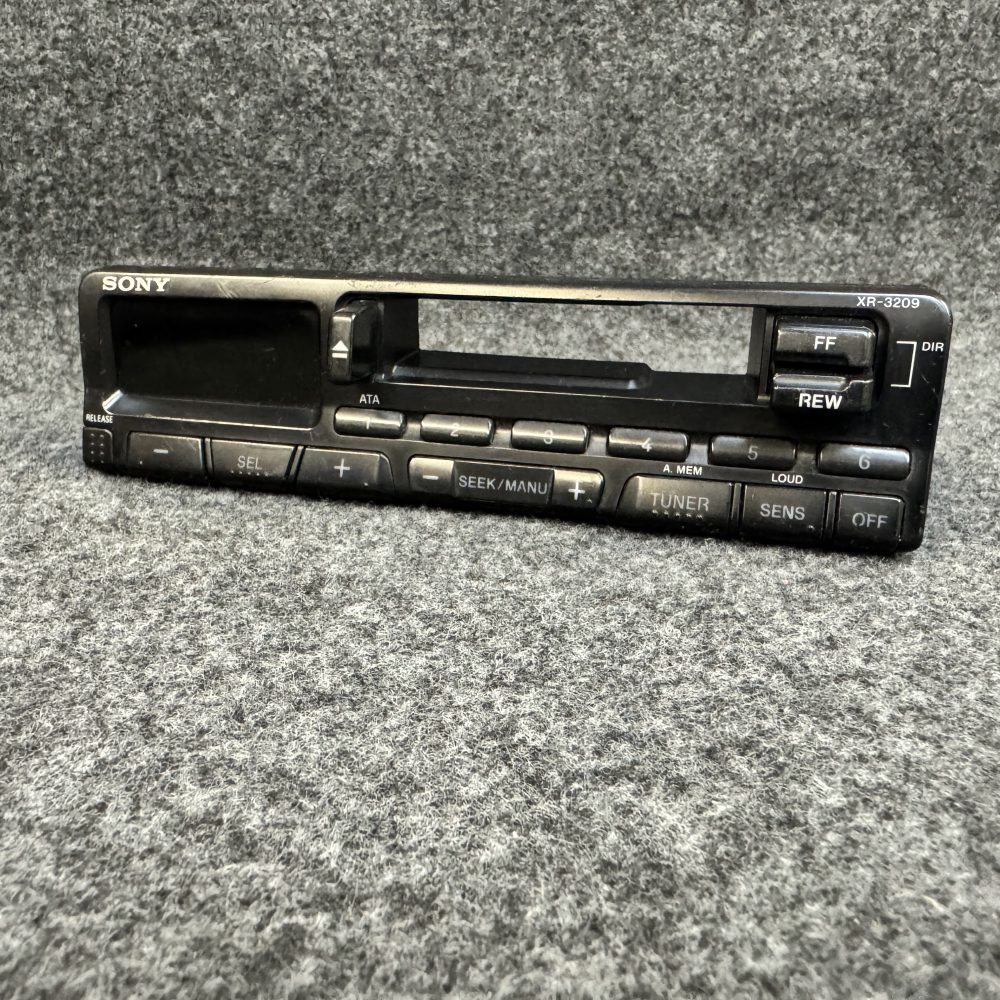 Sony Xr-3209 Car Radio Stereo face front panel Facia only