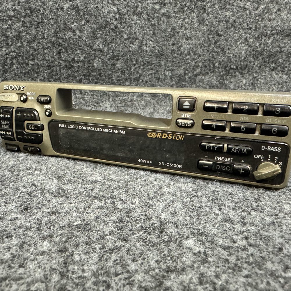 Sony Xr-C5100r Car Radio Stereo face front panel Facia only