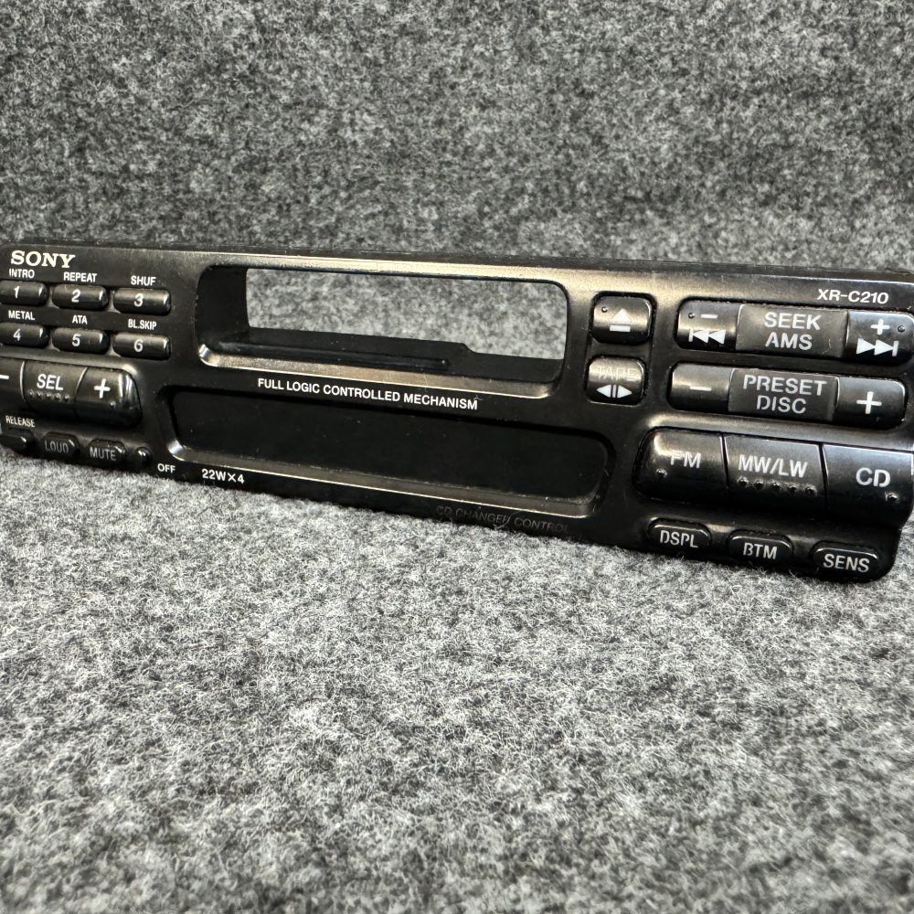 Sony Xr-C210 Car Radio Stereo face front panel Facia only