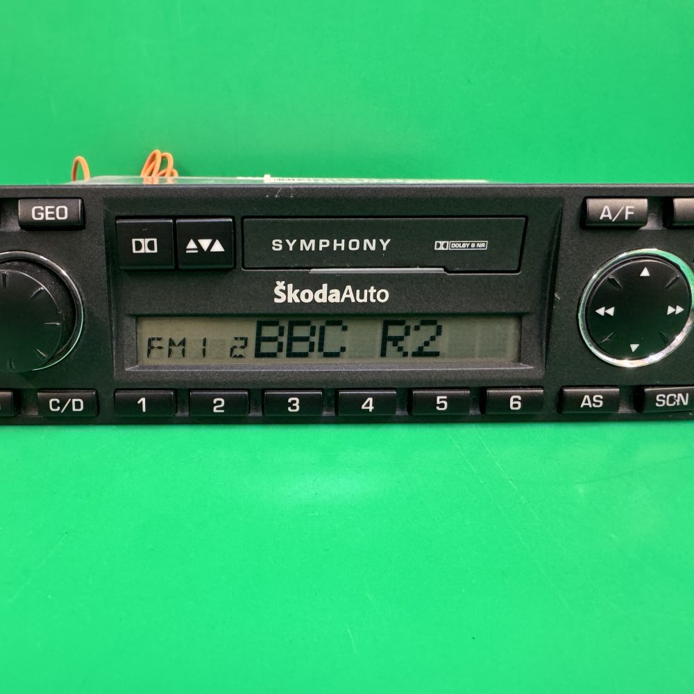 Skoda Octavia Symphony Original Car Radio Cassette Player with code
