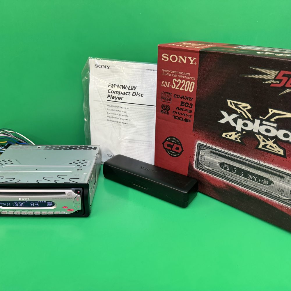 Sony Cdx-S2200 Xplod Car Radio Stereo Cd Player boxed