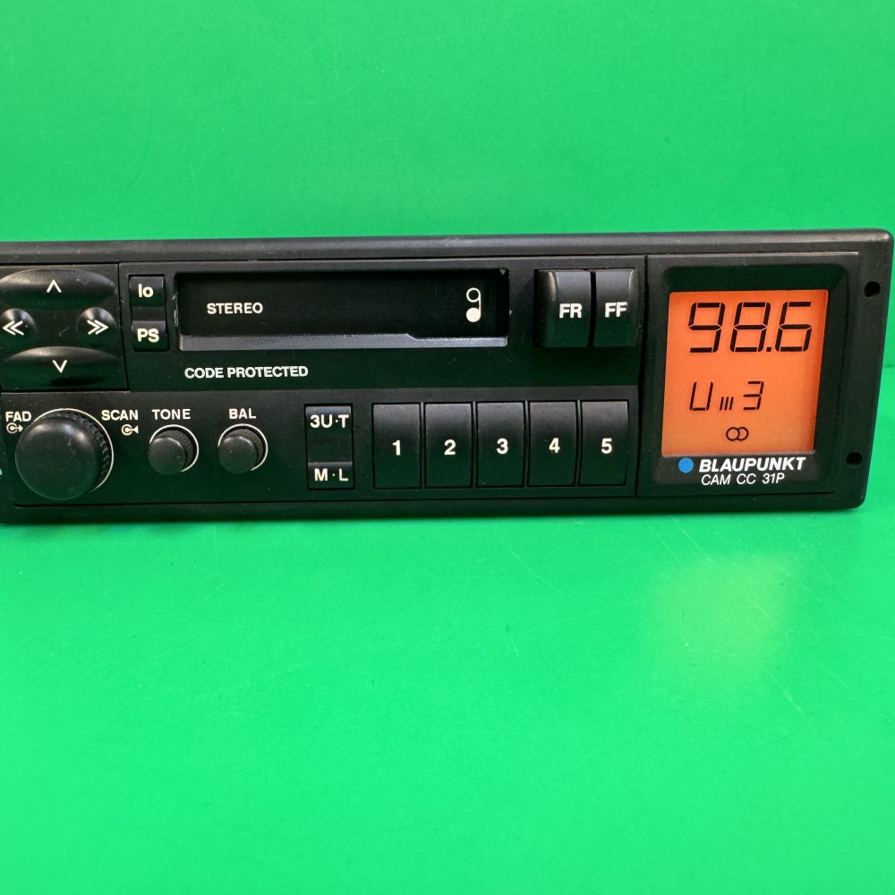 Blaupunkt Cam CC 31P old car radio cassette player