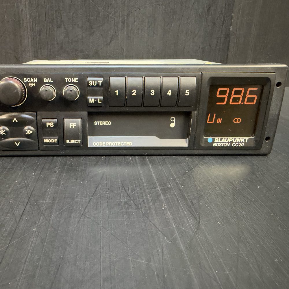 Blaupunkt Boston CC20 old car radio cassette
