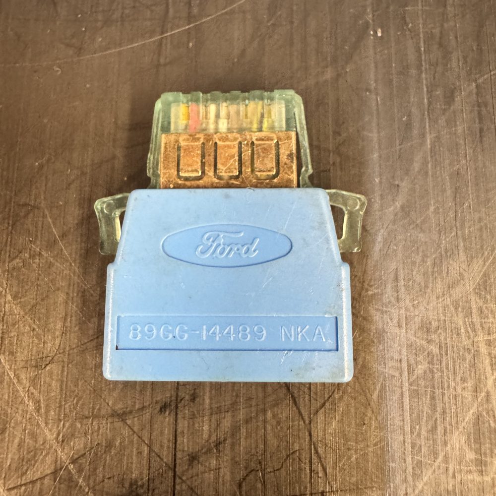 Ford Radio Accessories Blue Connector - Rare item - 89GG-14489-NKA
